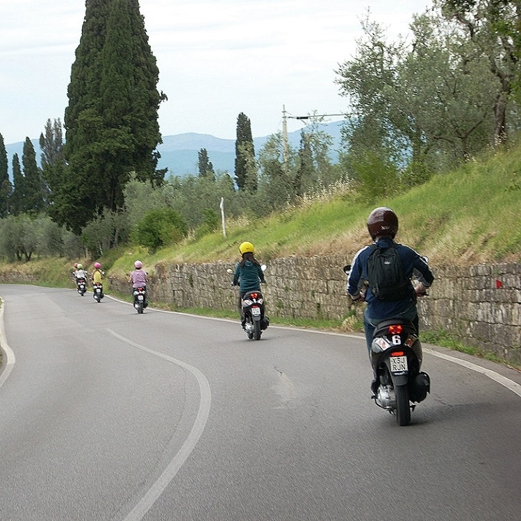 Tuscany by vespa 